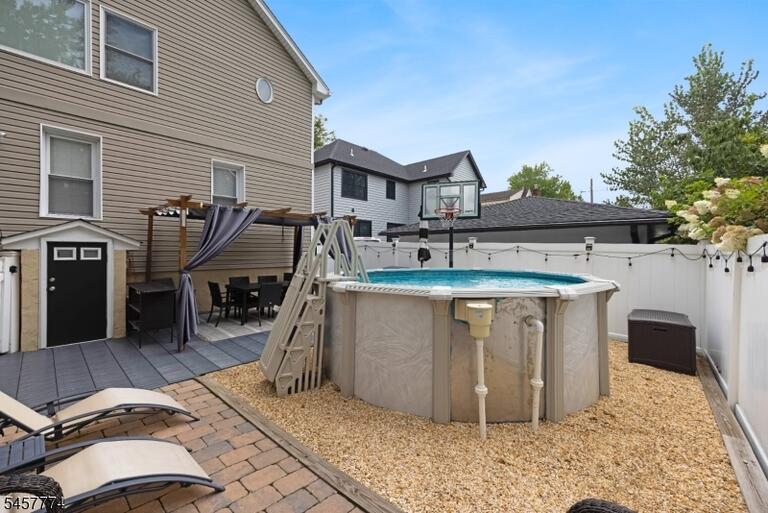 Property listing MLS 4050190 photo 42