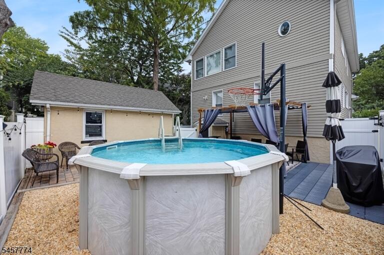 Property listing MLS 4050190 photo 43