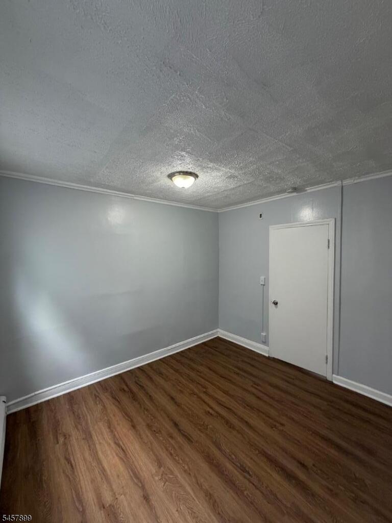 Property listing MLS 4050201 photo 6