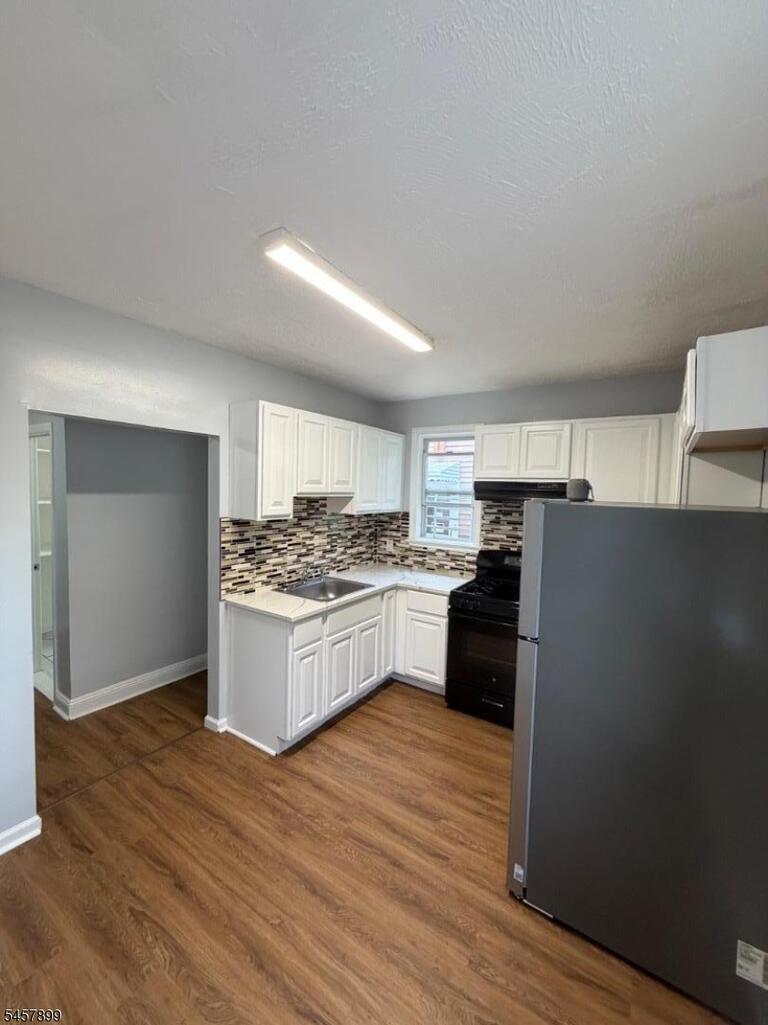 Property listing MLS 4050201 photo 9