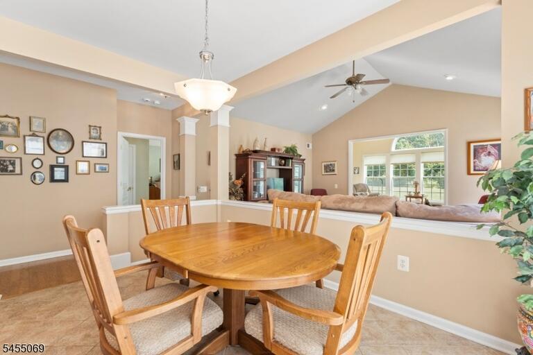 Property listing MLS 4050208 photo 17