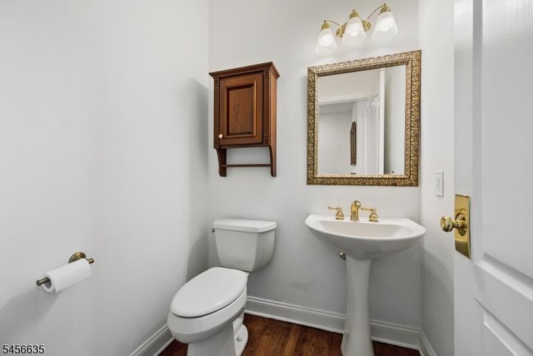 Property listing MLS 4050209 photo 17