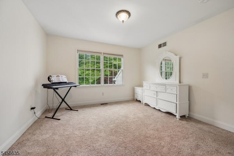 Property listing MLS 4050209 photo 30