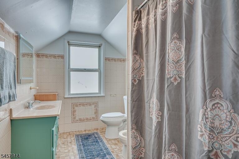 Property listing MLS 4050212 photo 32