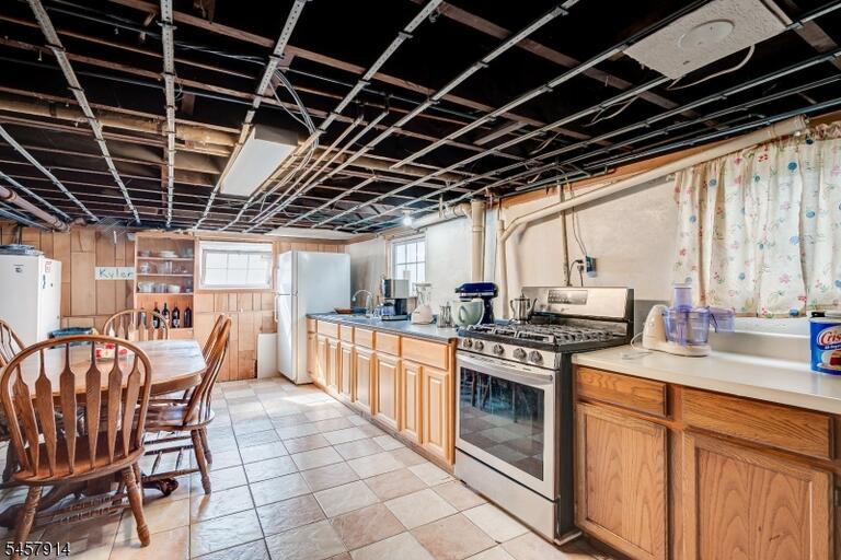 Property listing MLS 4050212 photo 33