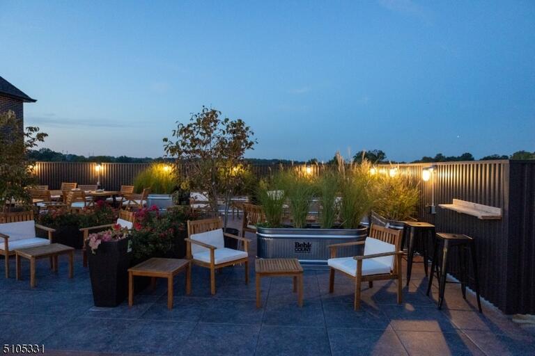 Property listing MLS 4050219 photo 4