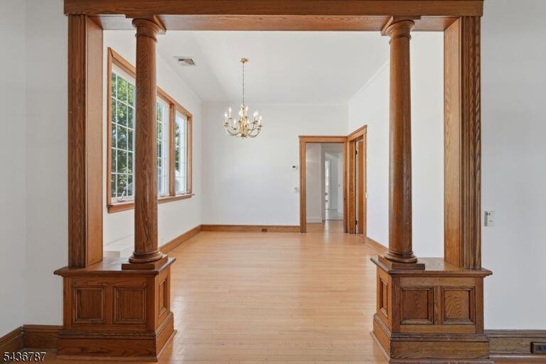 Property listing MLS 4050222 photo 7