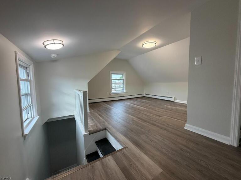 Property listing MLS 4050227 photo 10