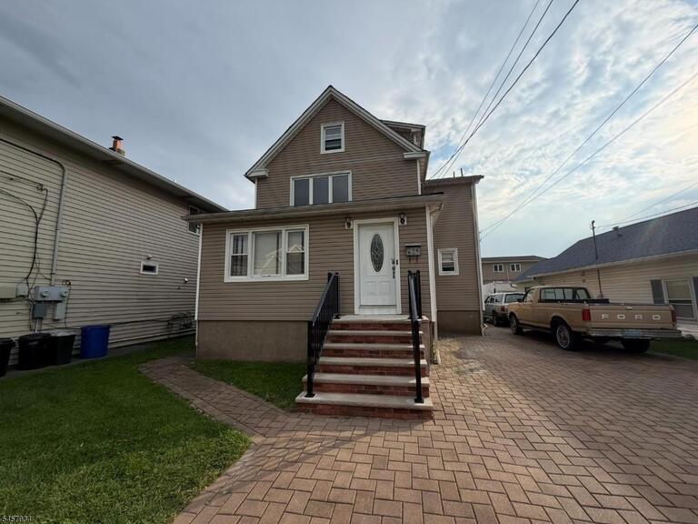 Property listing MLS 4050227 photo 15