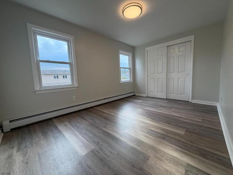 Property listing MLS 4050227 photo 3