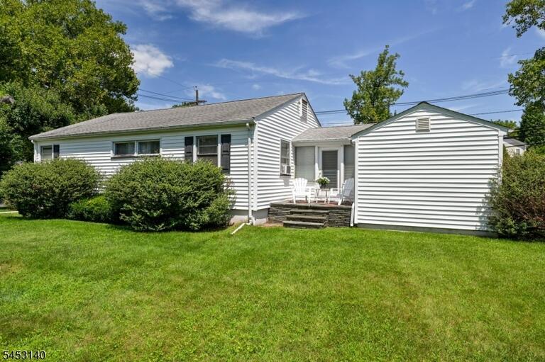 Property listing MLS 4050231 photo 23