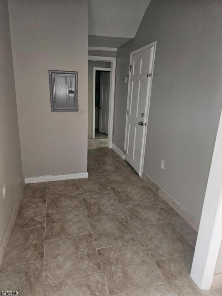 Property listing MLS 4050233 photo 9