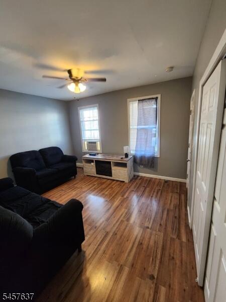 Property listing MLS 4050237 photo 2