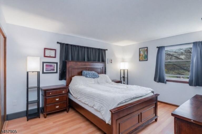 Property listing MLS 4050242 photo 4