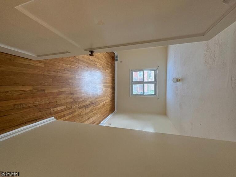 Property listing MLS 4050243 photo 7
