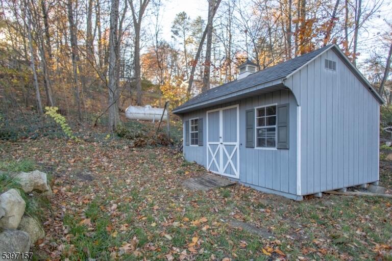 Property listing MLS 4050253 photo 33