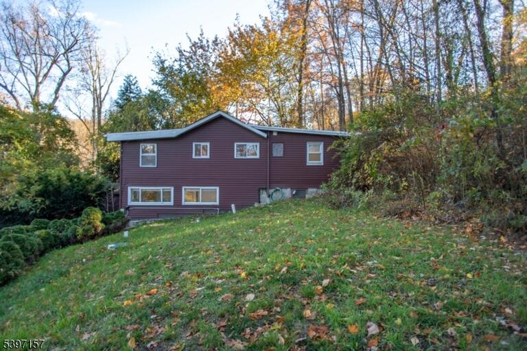 Property listing MLS 4050253 photo 9