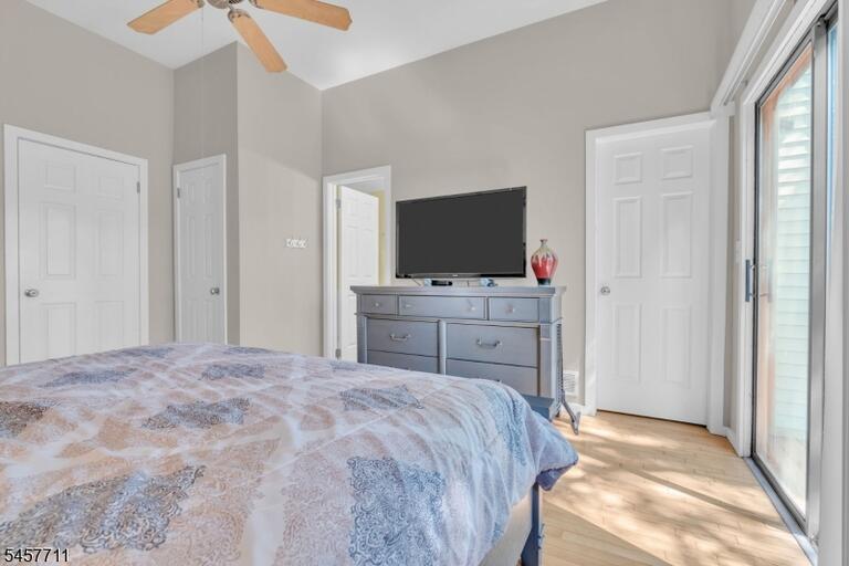 Property listing MLS 4050284 photo 12