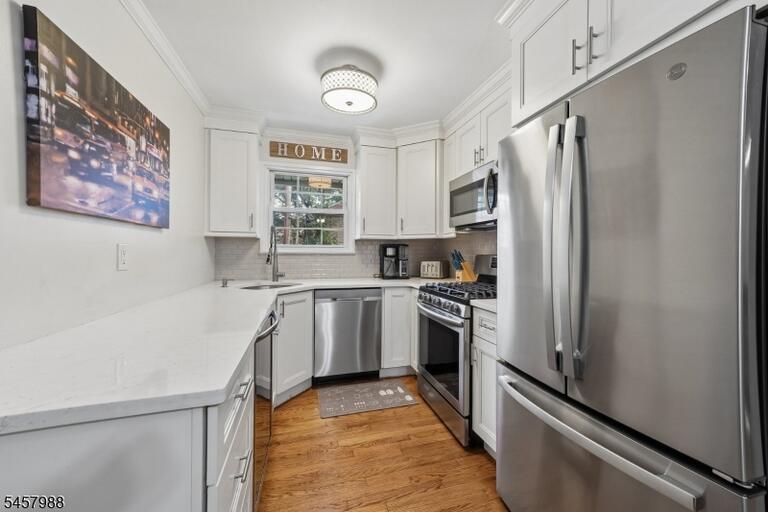 Property listing MLS 4050309 photo 9