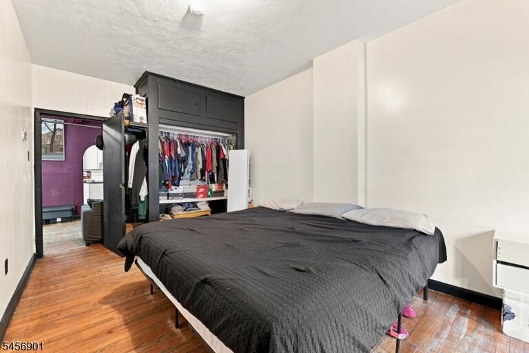 Property listing MLS 4050430 photo 31
