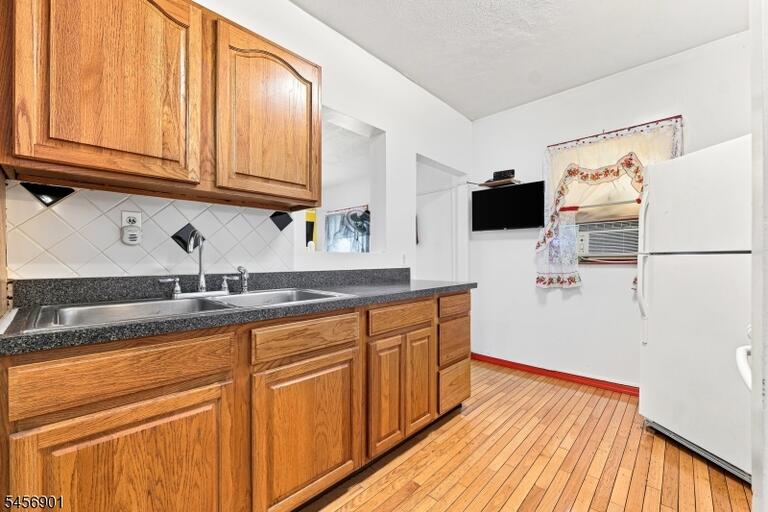 Property listing MLS 4050430 photo 8