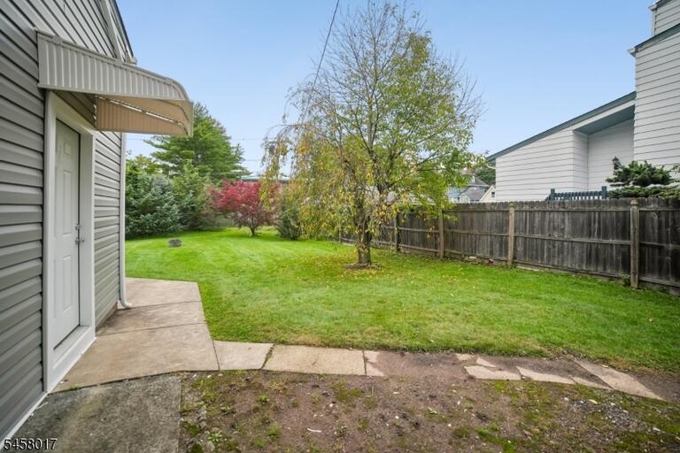 Property listing MLS 4050458 photo 27