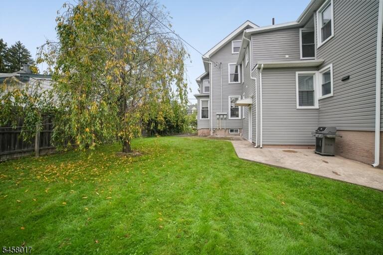 Property listing MLS 4050458 photo 28
